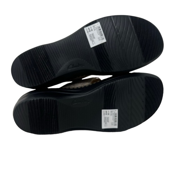 Clarks Platform Sandals - Picture 9 of 11